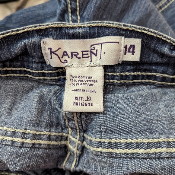 Karen T. Embellished Pocket Jeans - Picture 7 of 7